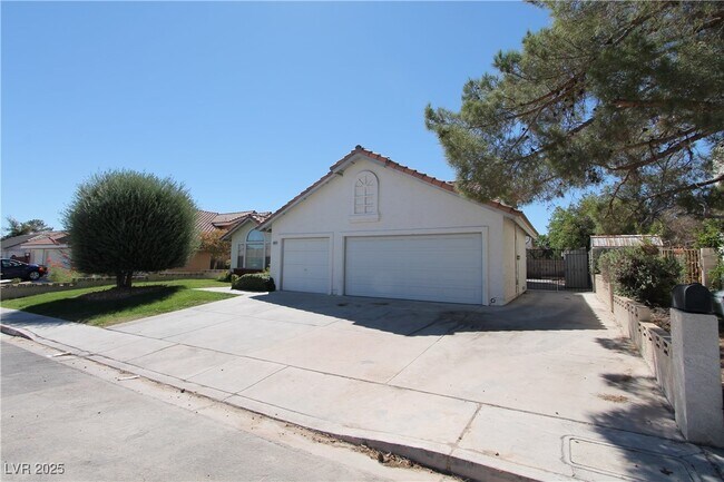 6605 Vicuna Dr in Las Vegas, NV - Building Photo - Building Photo