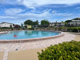 95 Easthampton D in West Palm Beach, FL - Building Photo