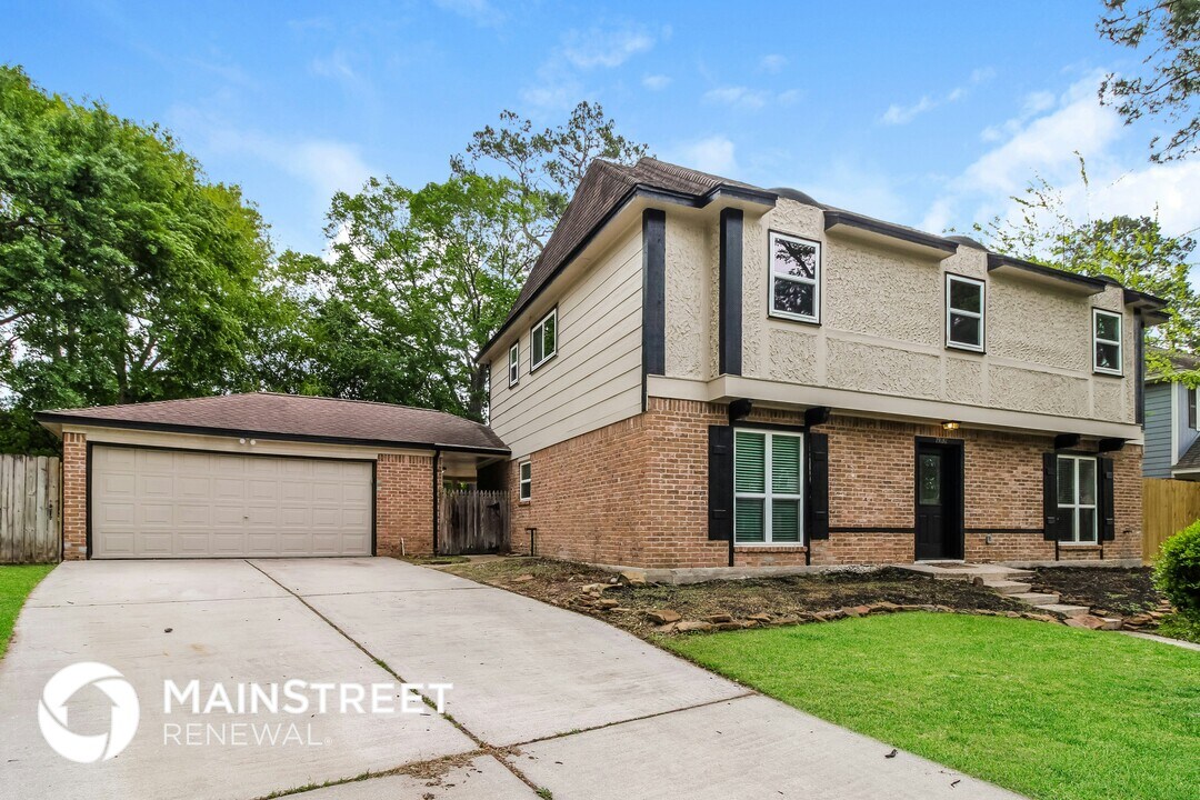 19030 Candleview Dr in Spring, TX - Building Photo