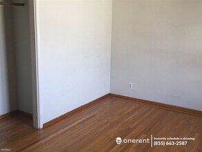 836 El Camino Real-Unit -Unit 4 in Burlingame, CA - Building Photo - Building Photo