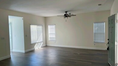 2713 Remington Way in Tracy, CA - Building Photo - Building Photo
