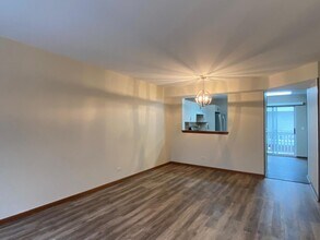 34 S Macgillis Dr in Round Lake, IL - Building Photo - Building Photo