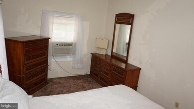 21640 N Essex Dr in Lexington Park, MD - Building Photo - Building Photo