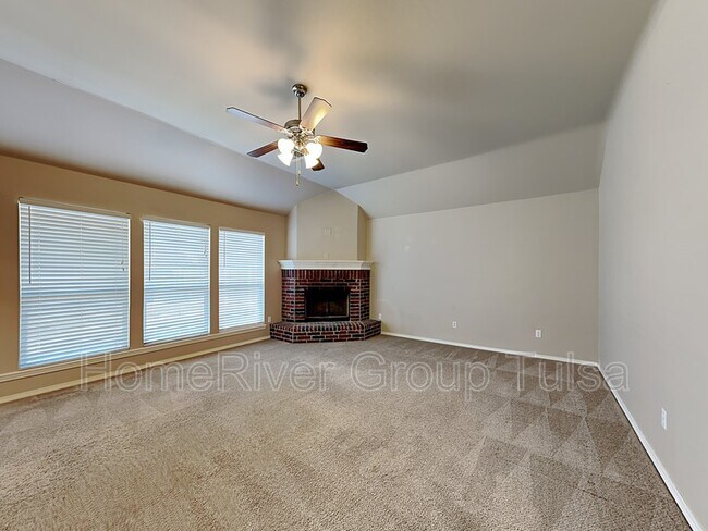 4662 S 203rd E Ave in Broken Arrow, OK - Building Photo - Building Photo