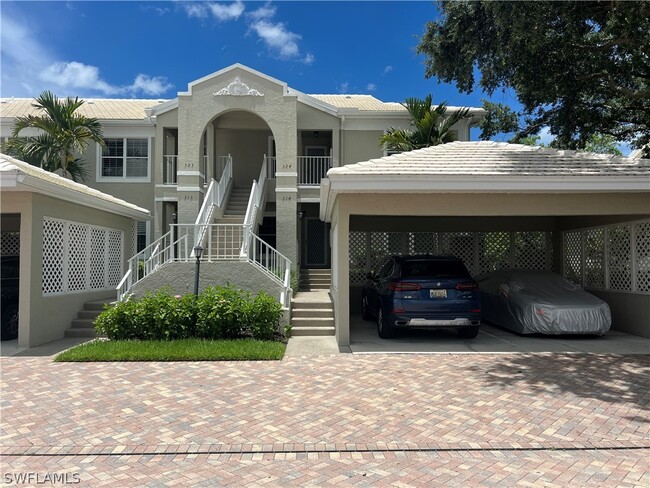 5897 Chanteclair Dr in Naples, FL - Foto de edificio - Building Photo