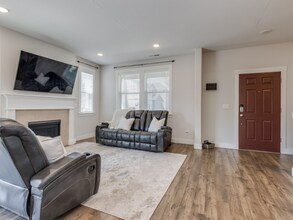 15254 NW Cosmos St in Portland, OR - Building Photo - Building Photo