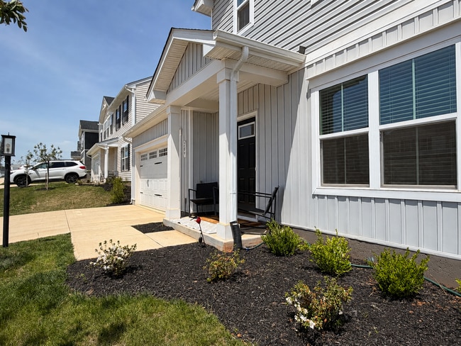 209 Arches Ln in Barboursville, VA - Building Photo - Building Photo