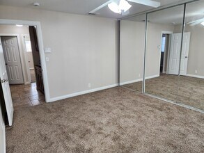 2968 Rainbow Valley Blvd in Fallbrook, CA - Building Photo - Building Photo