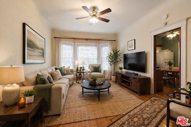 2713 S La Salle Ave in Los Angeles, CA - Building Photo - Building Photo