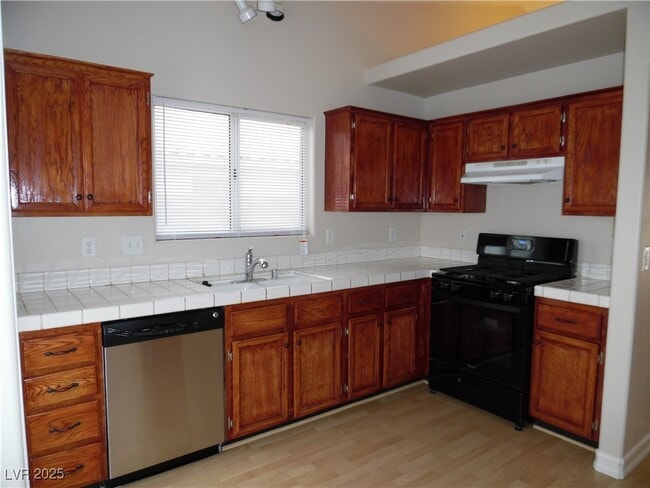 9120 Dolente Ave in Las Vegas, NV - Building Photo - Building Photo