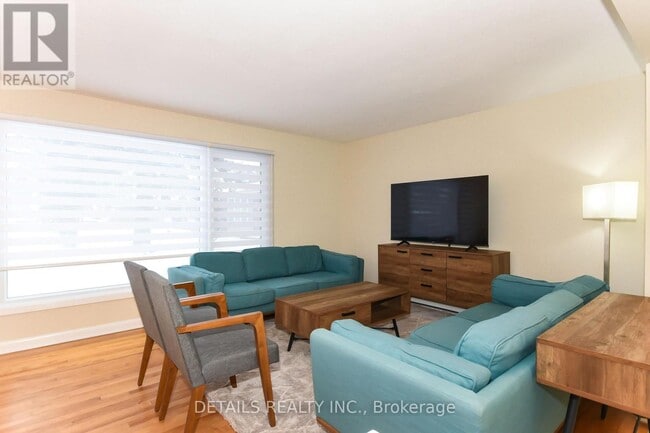 2176 Lambeth Walk in Ottawa, ON - Building Photo - Building Photo