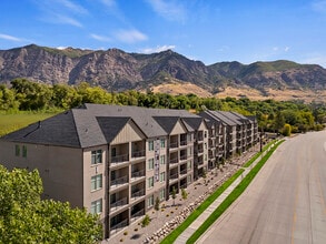 Canyon View Living on 12th in Ogden, UT - Foto de edificio - Building Photo