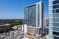 Seaholm Residences in Austin, TX - Foto de edificio - Building Photo