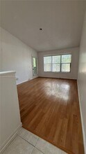 4221 W McNab Rd in Pompano Beach, FL - Building Photo - Building Photo