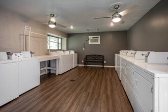 Mountain View in Knoxville, TN - Foto de edificio - Interior Photo