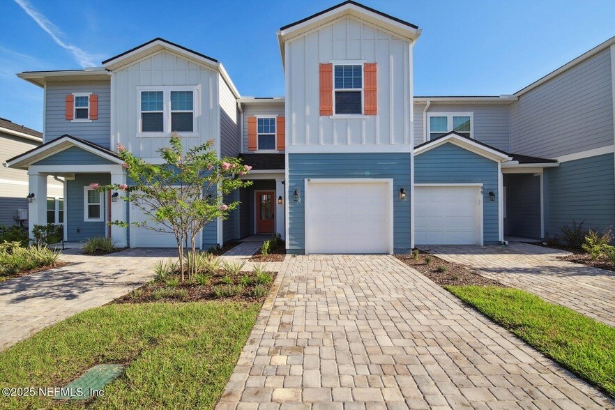 95 Pinebury Ln in St. Augustine, FL - Building Photo
