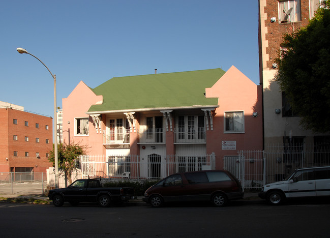 Burlington/Wilshire Apartments in Los Angeles, CA - Foto de edificio - Building Photo