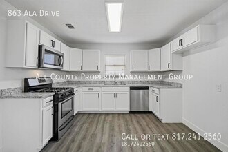 863 Ala Dr in White Settlement, TX - Building Photo - Building Photo