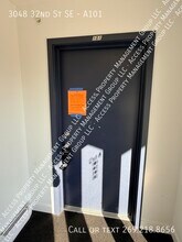 3048 32nd St SE in Kentwood, MI - Building Photo - Building Photo