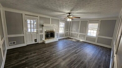 4858 Glenwhite Dr in Duluth, GA - Building Photo - Building Photo