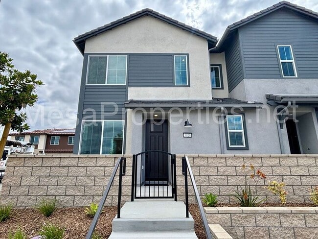 property at 5929 Rockport Rd