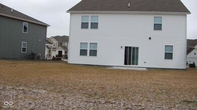 5916 Sunstone Rd in Indianapolis, IN - Building Photo - Building Photo