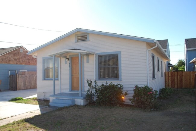 property at 407-407 Arcade Dr