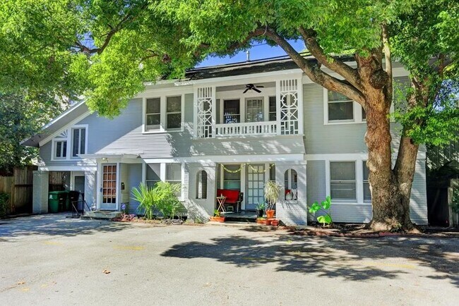 5 Buell Ct