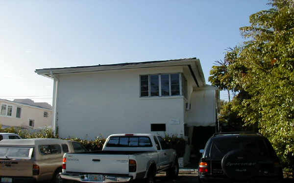 326 Australian Ave in Palm Beach, FL - Building Photo