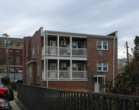 109 Cedar St in Greensboro, NC - Building Photo - Building Photo