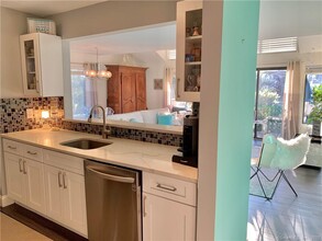 1465 E Putnam Ave in Greenwich, CT - Building Photo - Building Photo