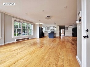 435 Linden Blvd in Brooklyn, NY - Building Photo - Building Photo