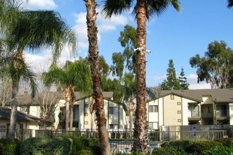 Royal Palms in Highland, CA - Building Photo - Building Photo