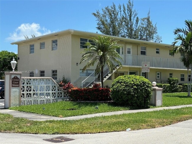 property at 1301 N 12th Ct