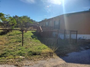 7775 Ranch to Market Rd 1869 in Liberty Hill, TX - Building Photo - Building Photo