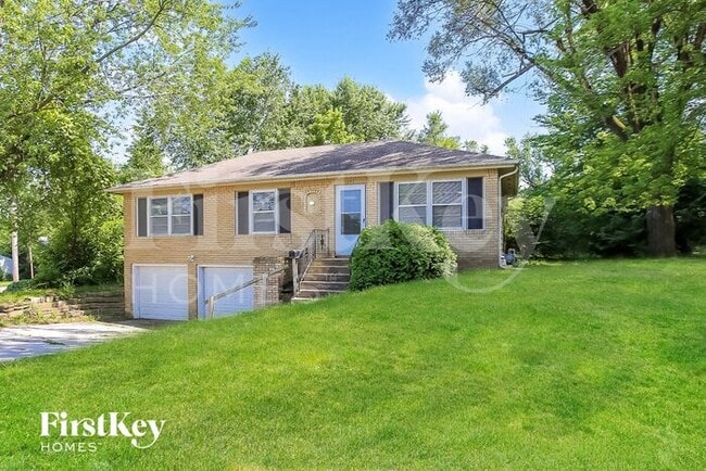 1043 E Lexington Ave in Independence, MO - Building Photo - Building Photo
