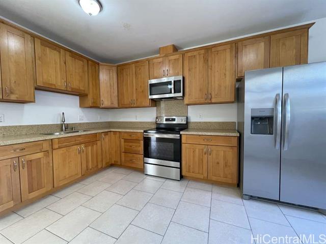 732 Birch St in Honolulu, HI - Building Photo