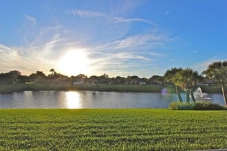 208 E River Park Dr in Jupiter, FL - Building Photo - Building Photo