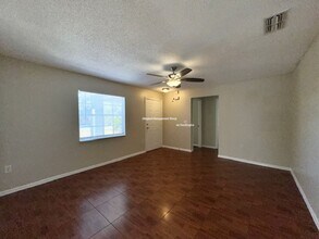 564 Eagle Ct in Kissimmee, FL - Building Photo - Building Photo