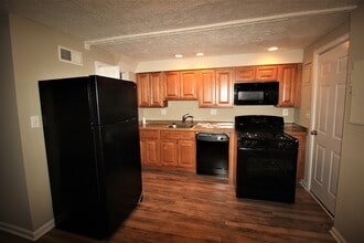 2067 Larkhall Rd in Dundalk, MD - Building Photo - Building Photo