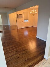 26 Grand St S in Westbury, NY - Building Photo - Building Photo