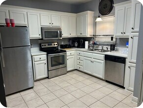 9455 Pecan Tree Dr in Baton Rouge, LA - Building Photo - Building Photo