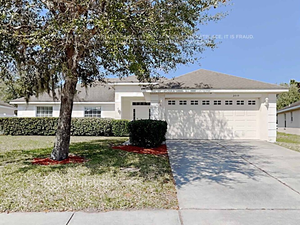 2010 Big Buck Dr in St. Cloud, FL - Building Photo