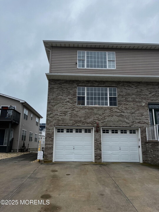 406 Bay Blvd in Seaside Heights, NJ - Building Photo