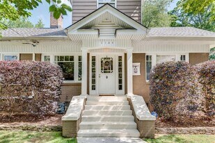 2104 Delano Dr NE in Atlanta, GA - Building Photo