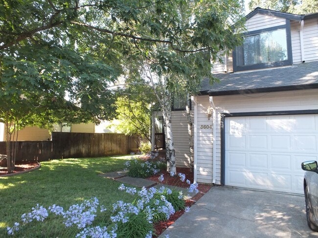 property at 3604 Dita Ct