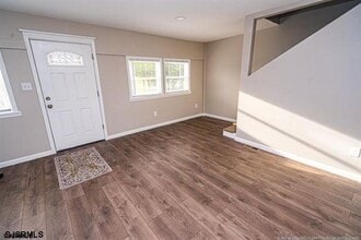 582 2nd St in Somers Point, NJ - Building Photo - Building Photo