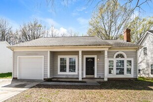 2117 David Earl Dr in Charlotte, NC - Building Photo