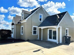 120 El Villa Way in Steubenville, OH - Building Photo - Building Photo