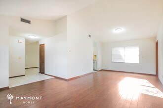 715 Gilda Dr in St. Augustine, FL - Foto de edificio - Building Photo